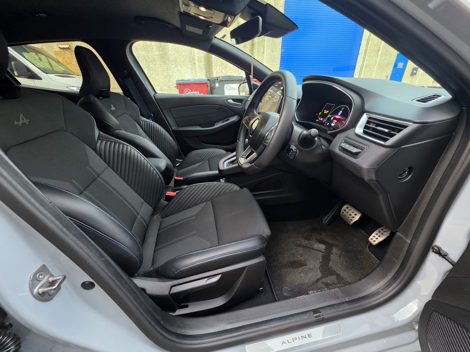 Used Renault Clio 2024 for sale - 77192061: Photo 11