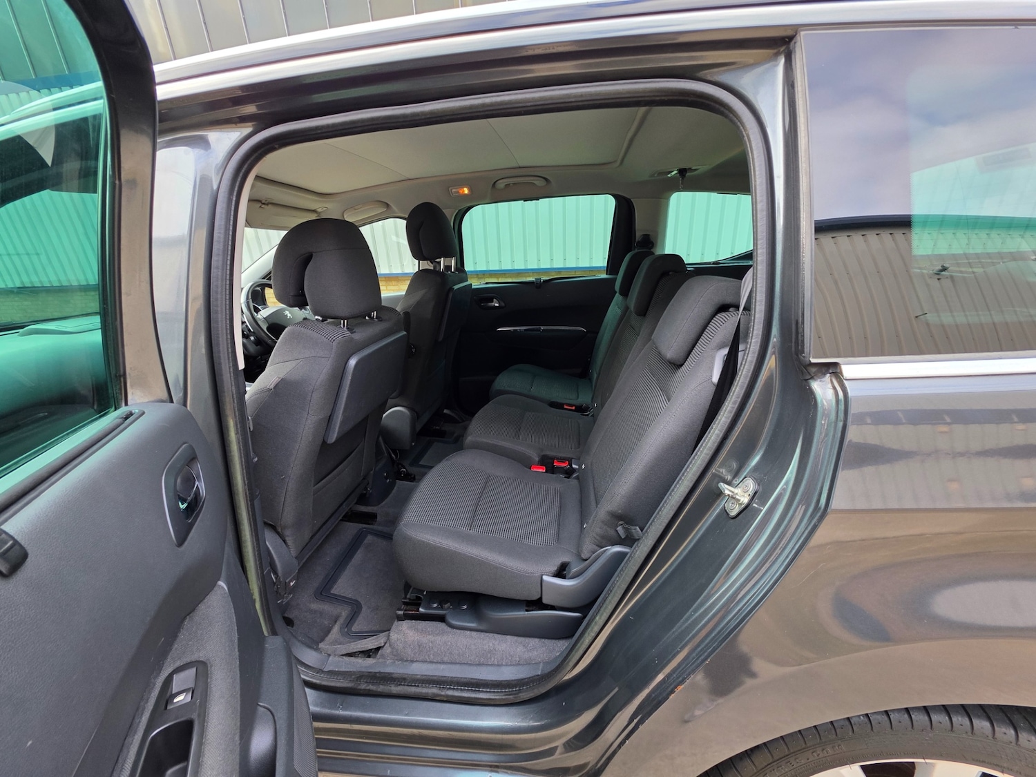 Used Peugeot 5008 2012 for sale - 74162153: Photo 15