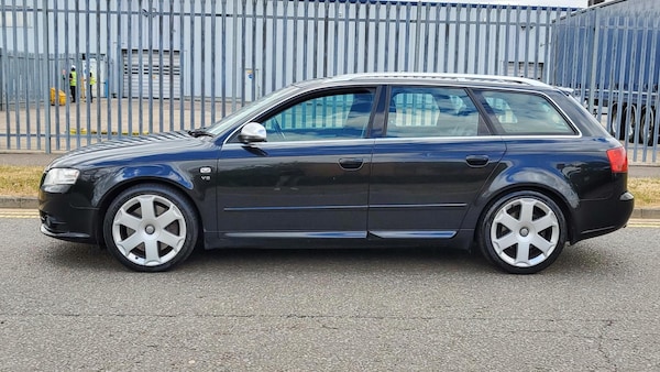 Used Audi A4 2006 for sale - 64575385: Photo 2