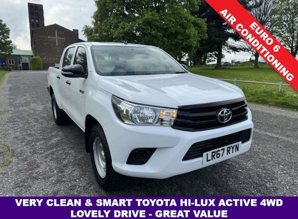 Used Toyota Hilux 2017 for sale - 69032569: Photo 1