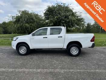 Used Toyota Hilux 2017 for sale - 69032569: Photo