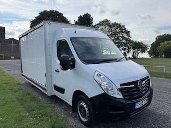 Vauxhall - Movano
