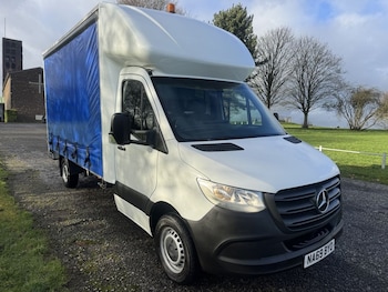 Mercedes-Benz Sprinter feature image