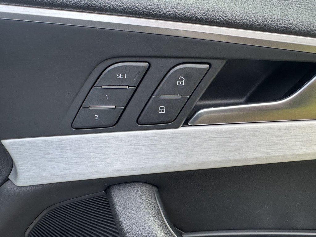 Used Audi A4 2017 for sale - 76410371: Photo 11