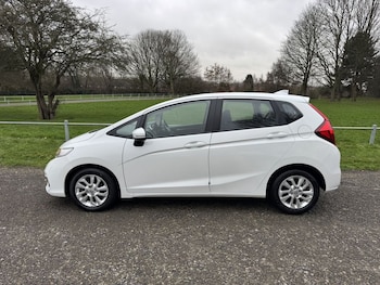 Used Honda Jazz 2020 for sale - 77647850: Photo