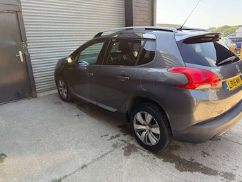 Used Peugeot 2008 2016 for sale - 78973439: Photo