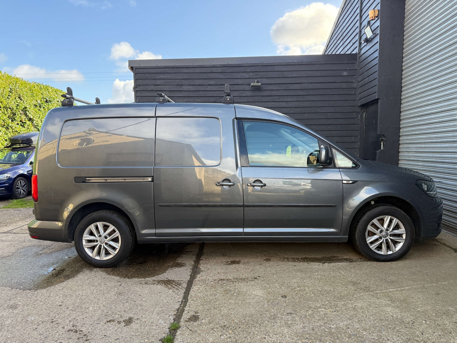 Used Volkswagen Caddy Maxi 2018 for sale - 76302971: Photo 10