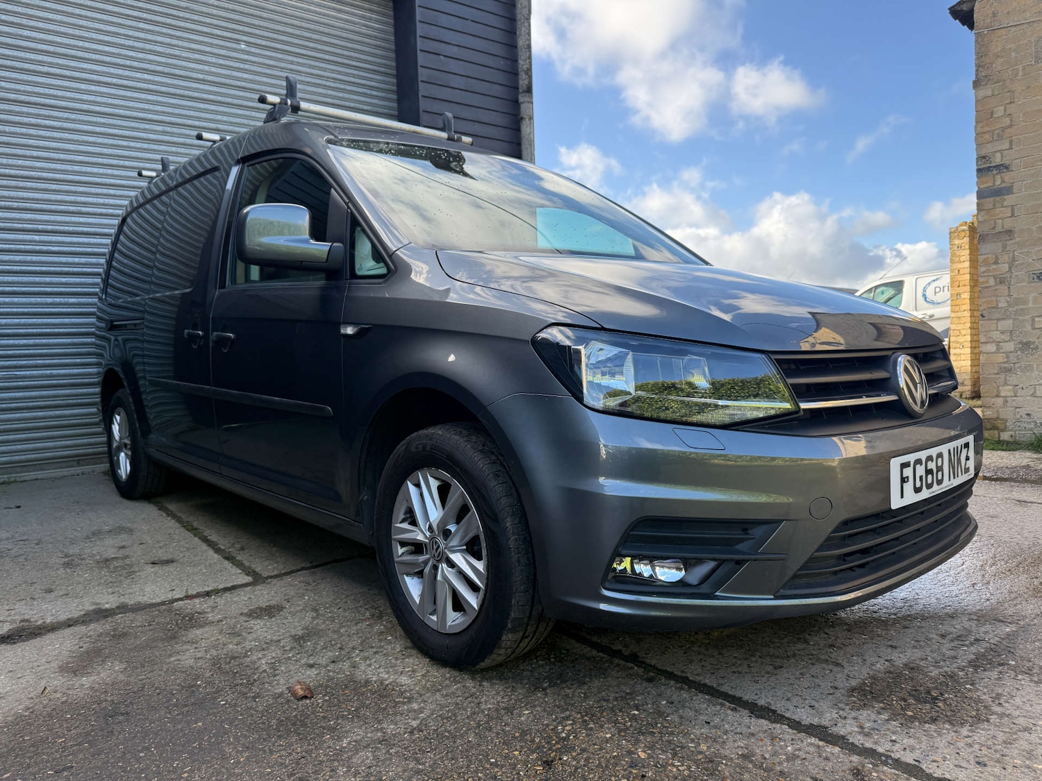 Used Volkswagen Caddy Maxi 2018 for sale - 76302971: Photo 12