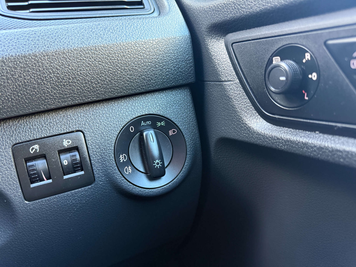 Used Volkswagen Caddy Maxi 2018 for sale - 76302971: Photo 28