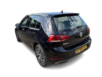 Used Volkswagen Golf 2018 for sale - 76302970: Photo