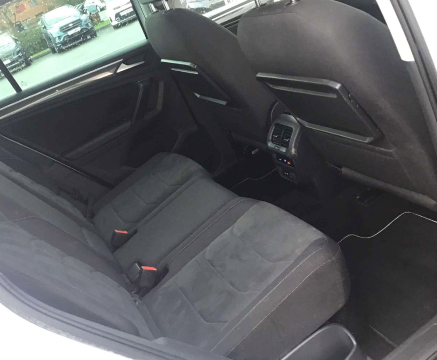 Used Volkswagen Tiguan 2019 for sale - 77640579: Photo 8