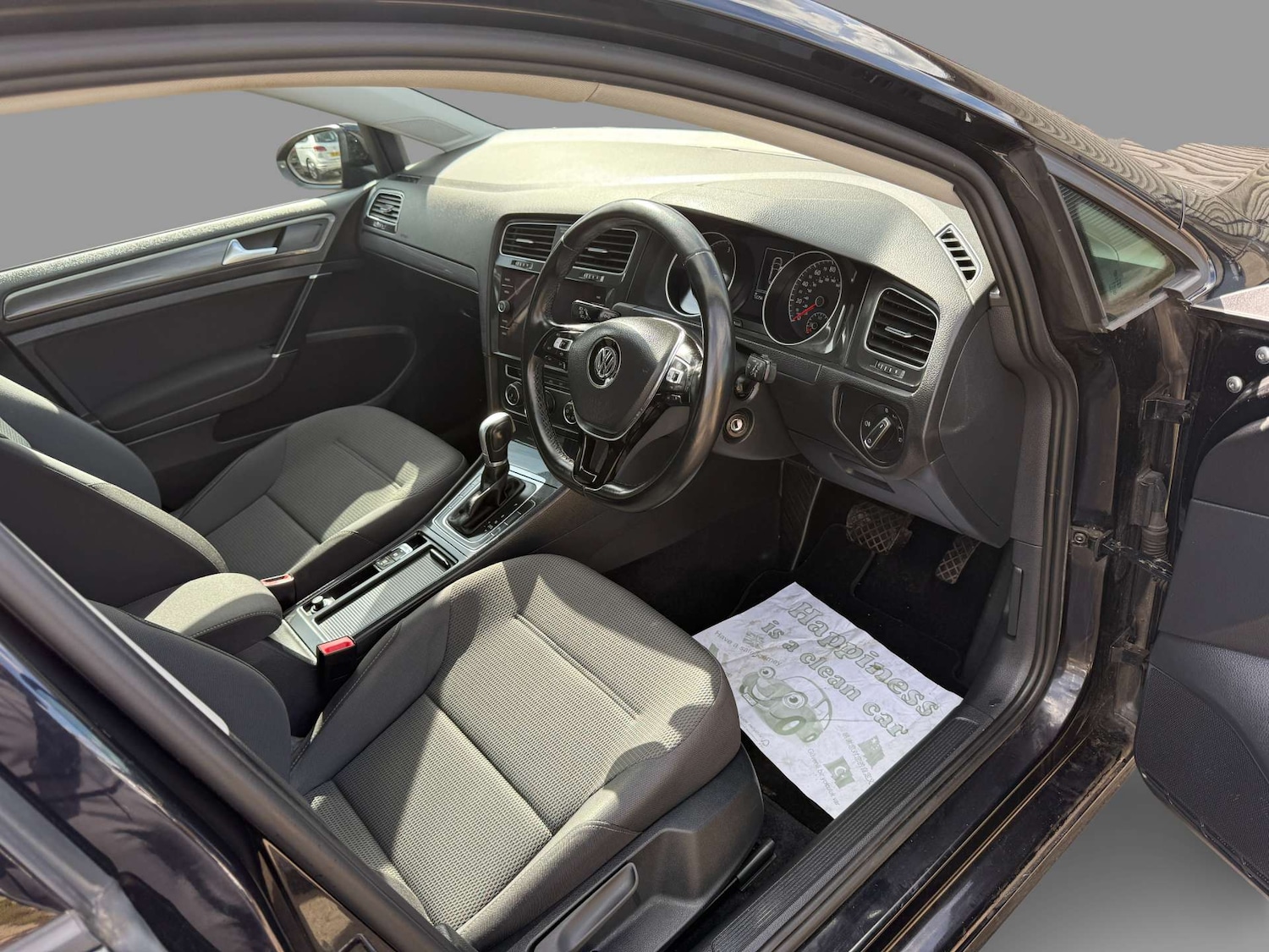 Used Volkswagen Golf 2018 for sale - 76469525: Photo 10