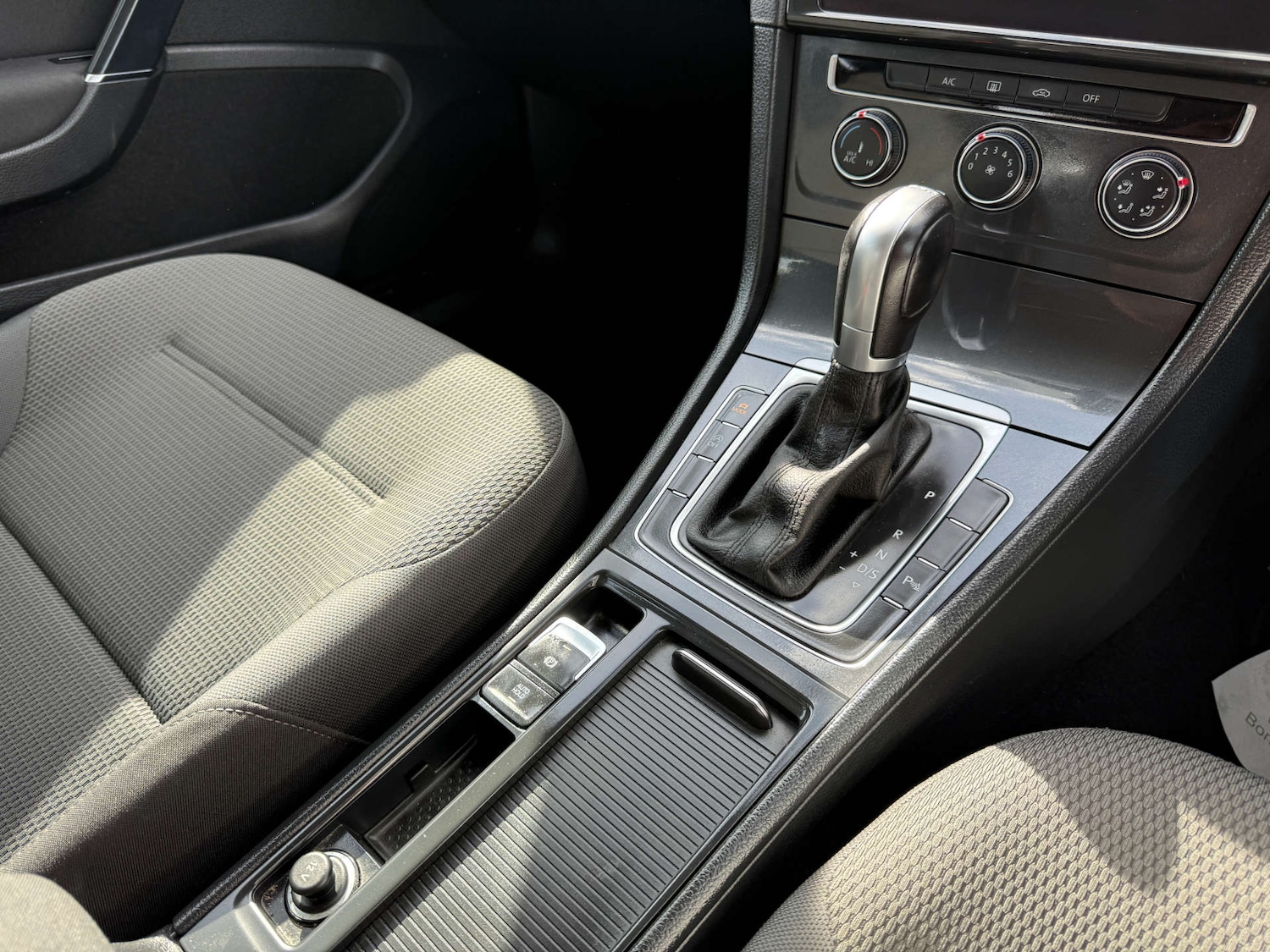 Used Volkswagen Golf 2018 for sale - 76469525: Photo 23