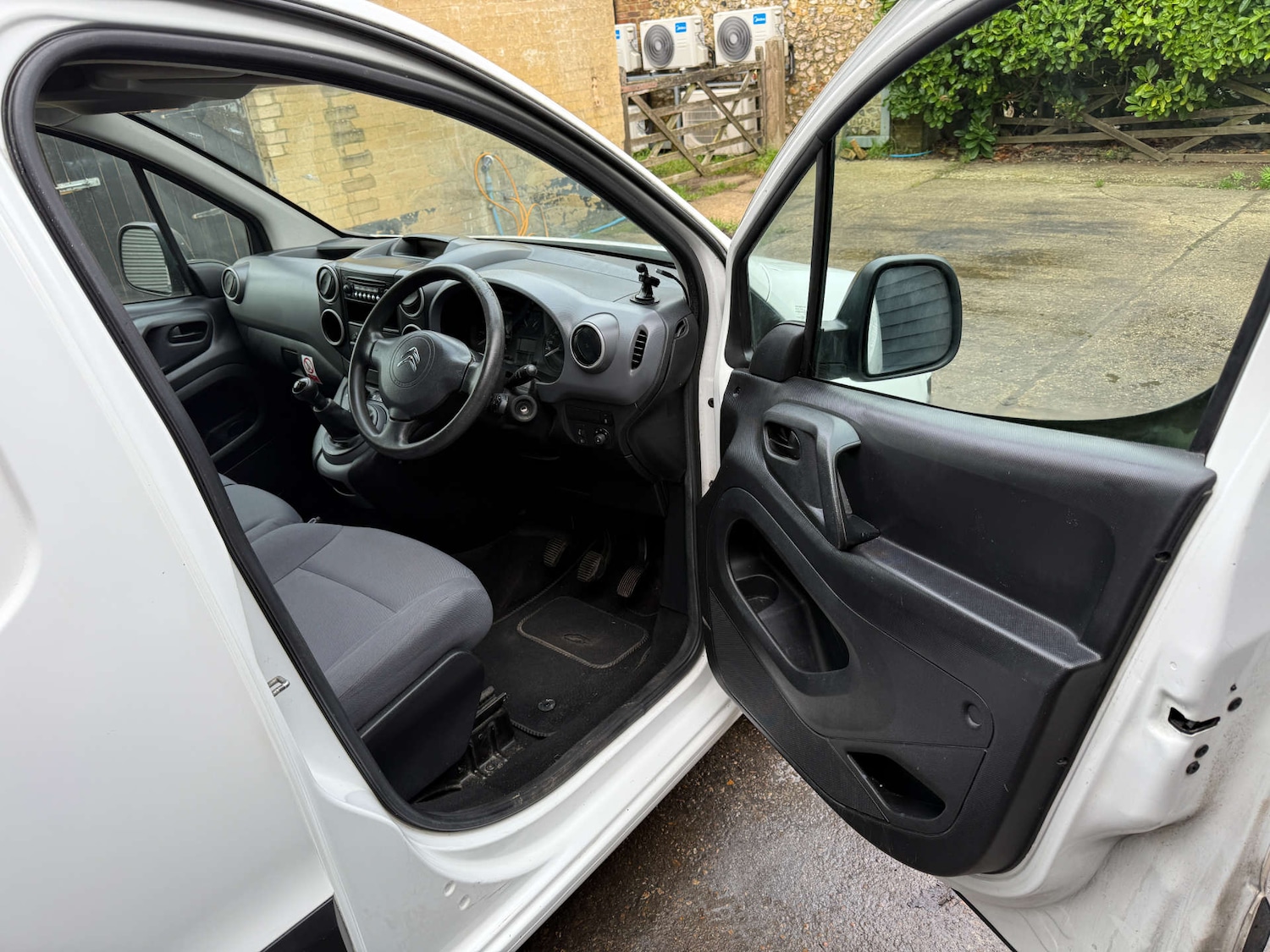 Used Citroen Berlingo 2015 for sale - 76469527: Photo 15