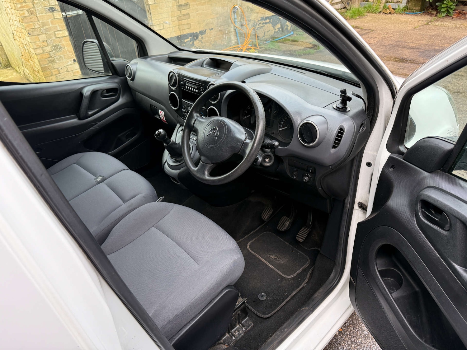 Used Citroen Berlingo 2015 for sale - 76469527: Photo 16