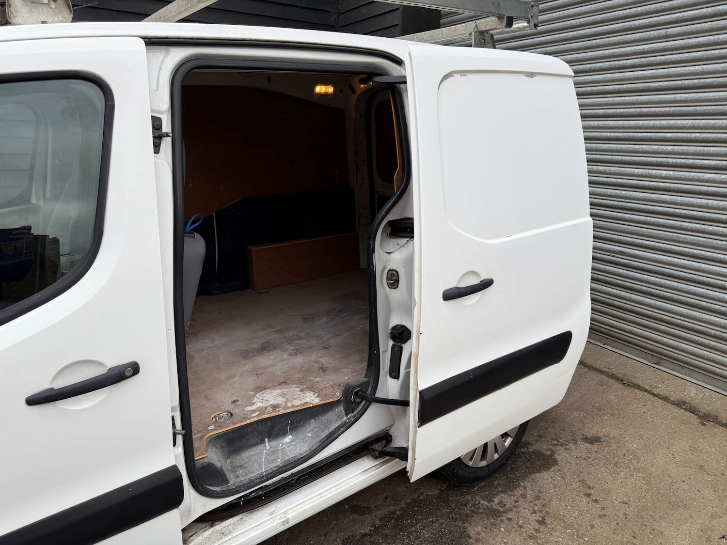 Used Citroen Berlingo 2015 for sale - 76469527: Photo 22