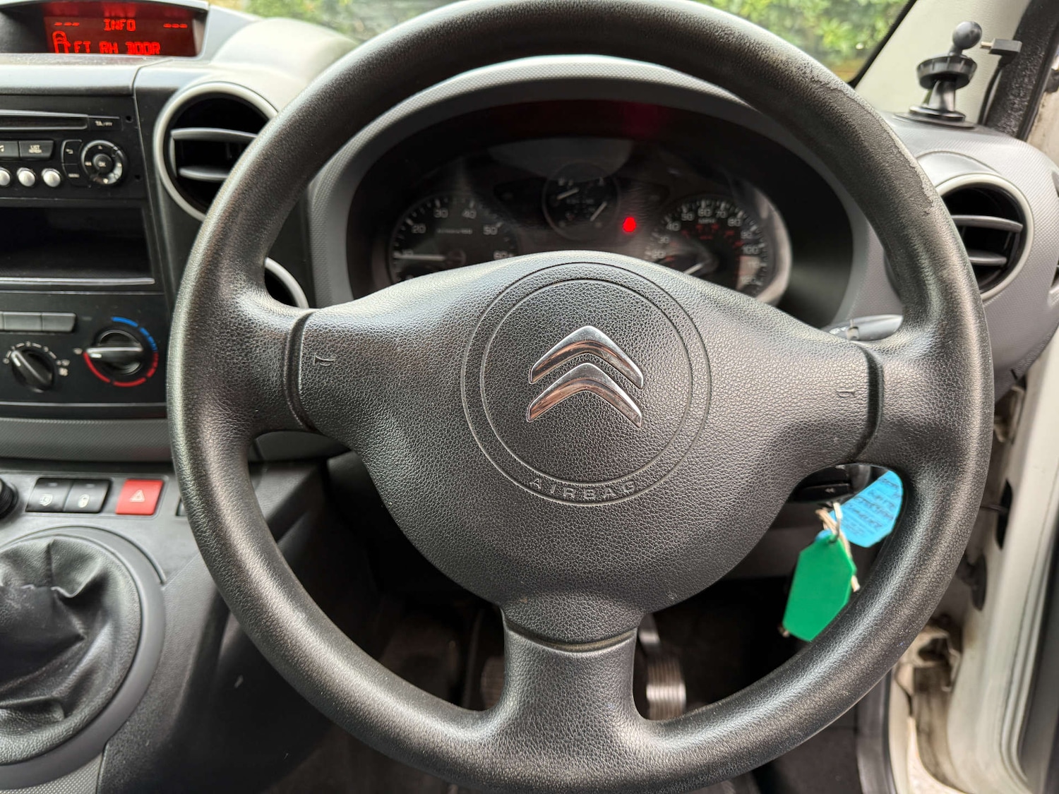 Used Citroen Berlingo 2015 for sale - 76469527: Photo 27