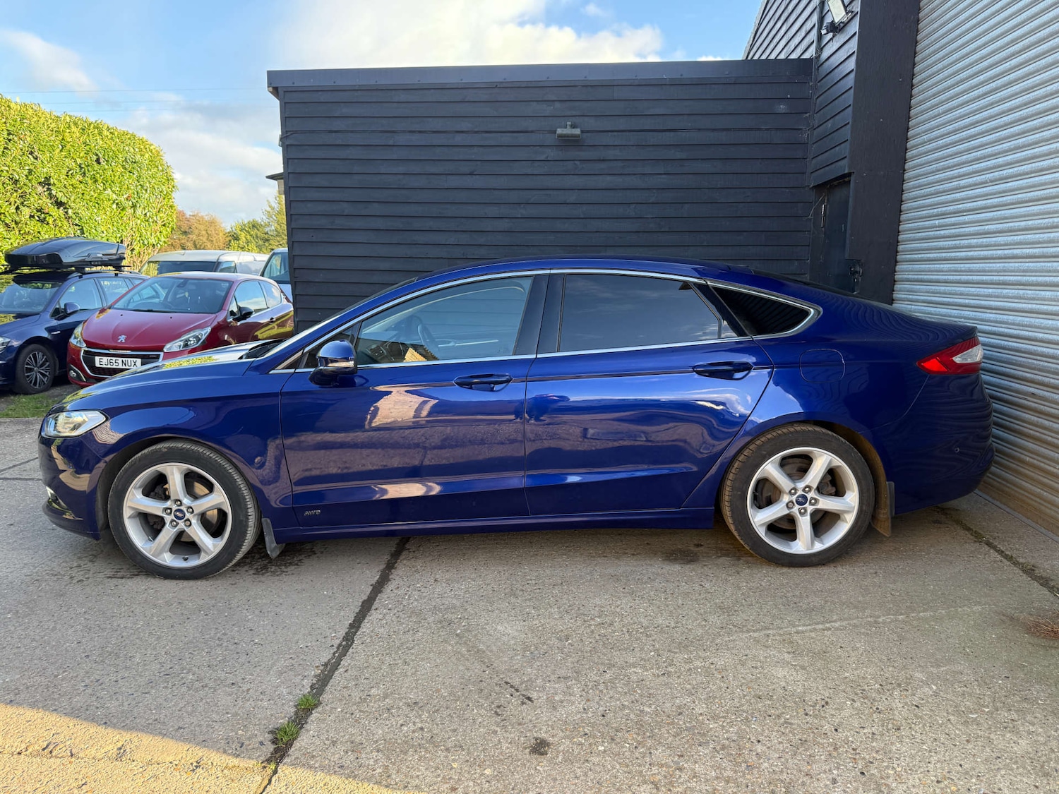 Used Ford Mondeo 2017 for sale - 76302980: Photo 3