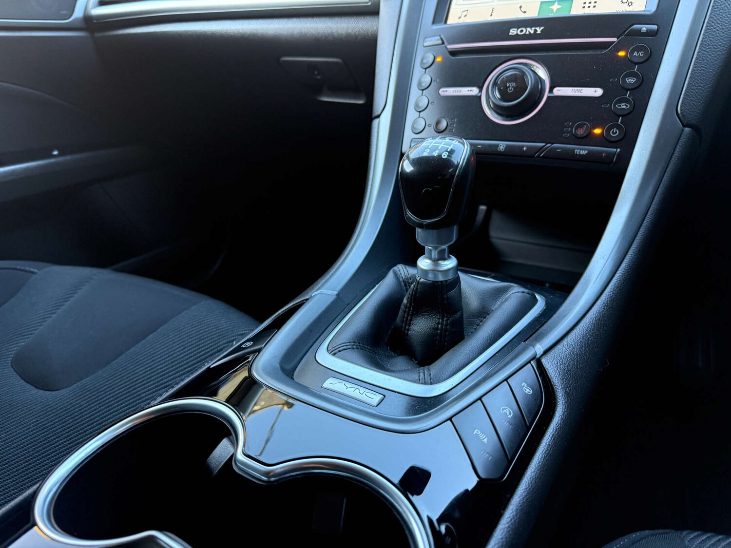 Used Ford Mondeo 2017 for sale - 76302980: Photo 30