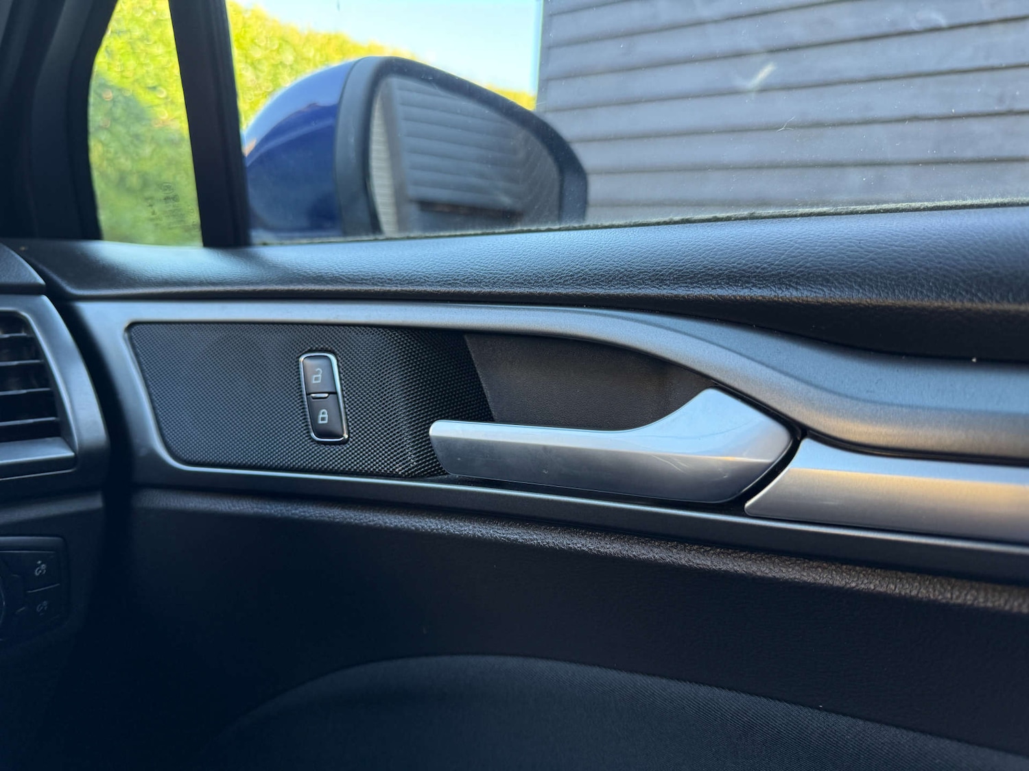 Used Ford Mondeo 2017 for sale - 76302980: Photo 34