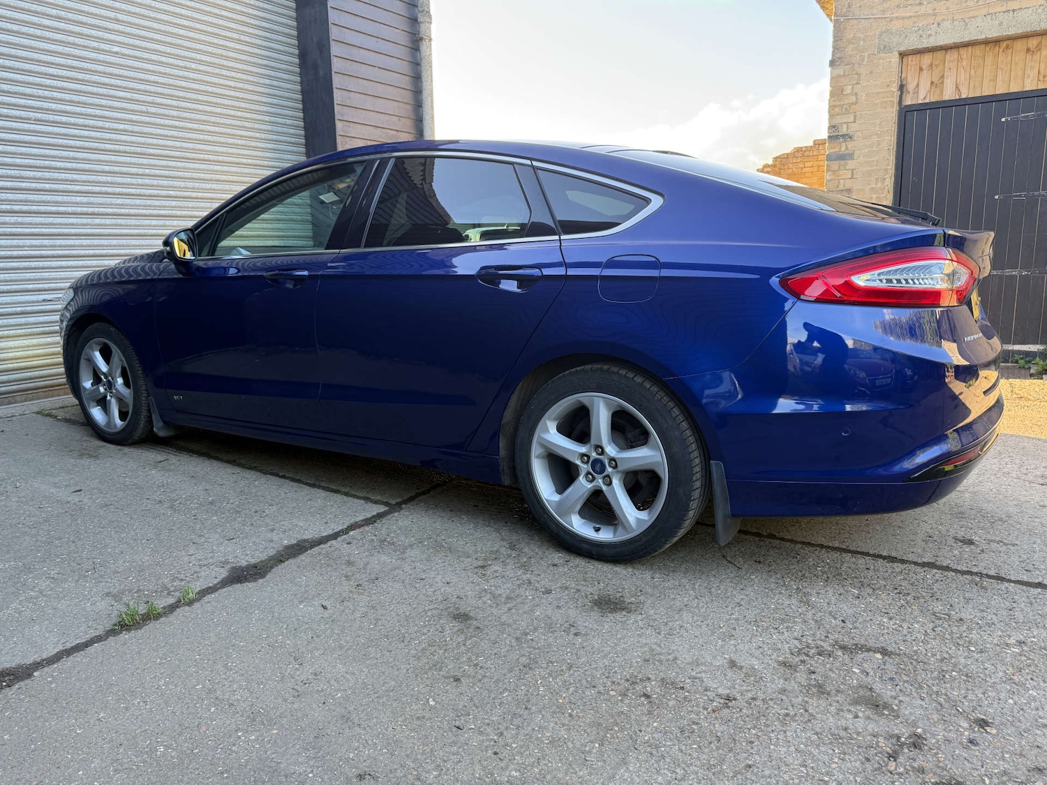 Used Ford Mondeo 2017 for sale - 76302980: Photo 5