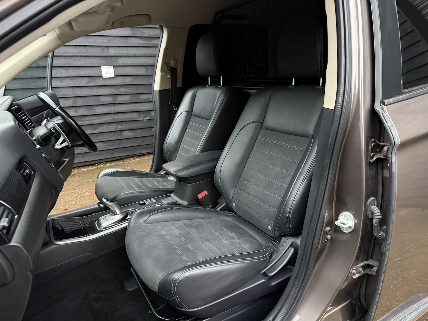 Used Mitsubishi Outlander 2018 for sale - 76469547: Photo 16