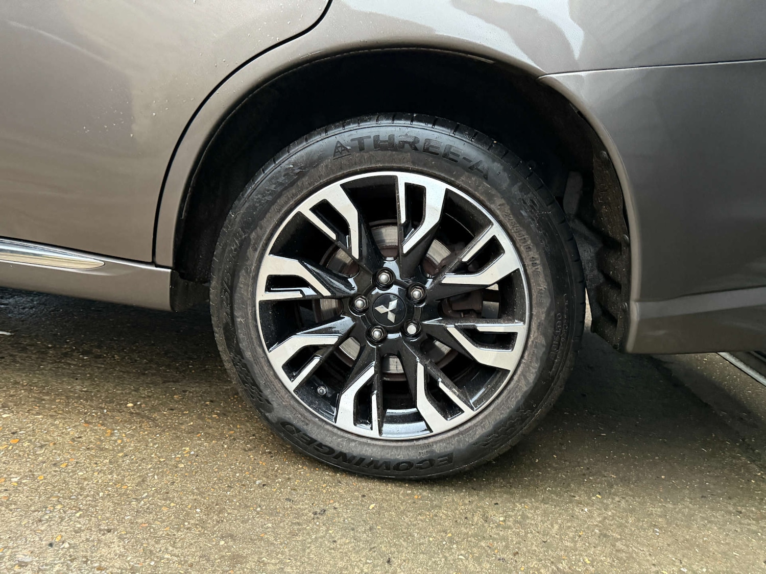 Used Mitsubishi Outlander 2018 for sale - 76469547: Photo 32