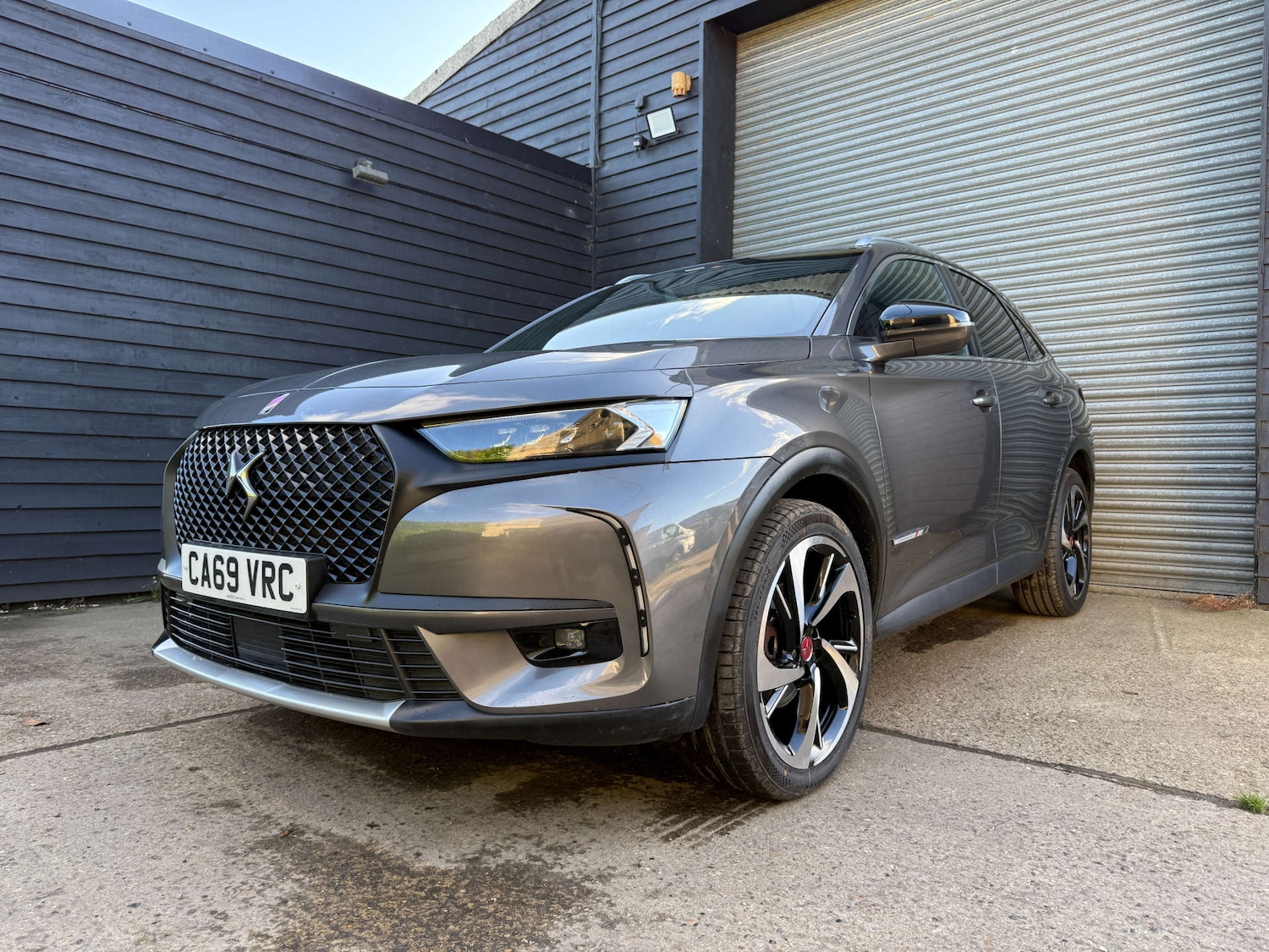 Used DS Automobiles DS 7 Crossback 2019 for sale - 76302965: Photo 1
