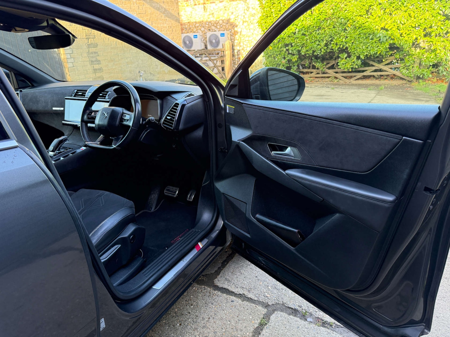 Used DS Automobiles DS 7 Crossback 2019 for sale - 76302965: Photo 14