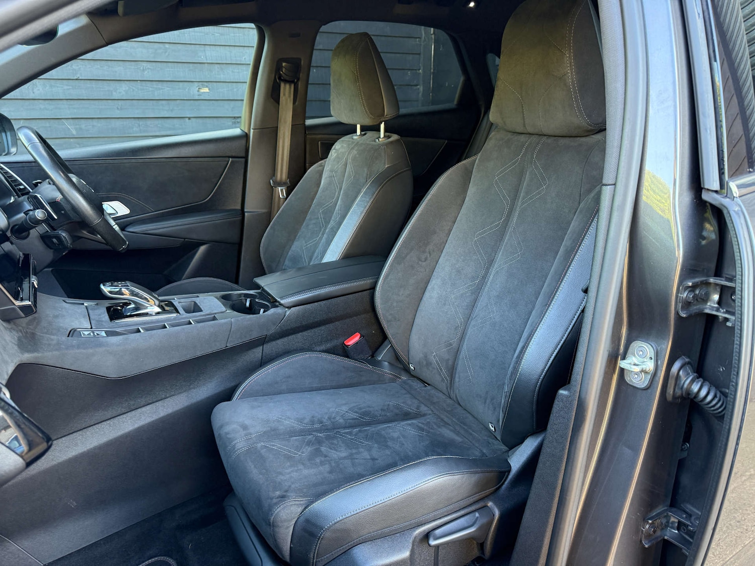 Used DS Automobiles DS 7 Crossback 2019 for sale - 76302965: Photo 22