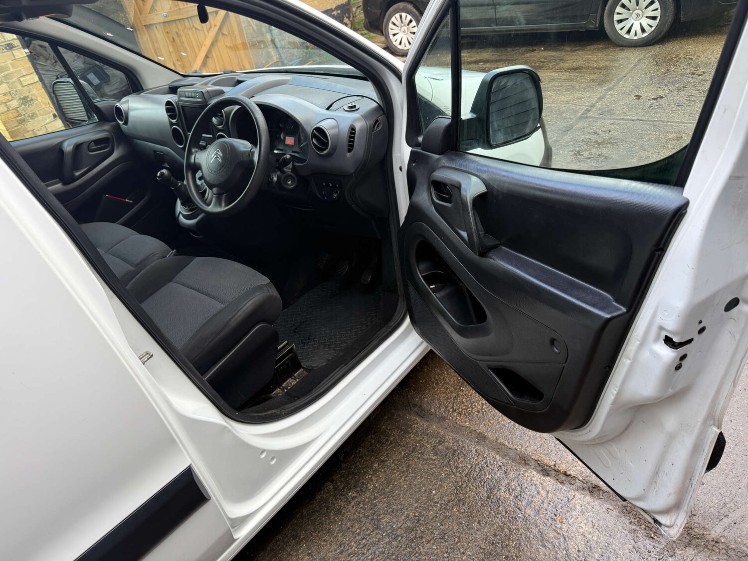 Used Citroen Berlingo 2016 for sale - 76469528: Photo 15