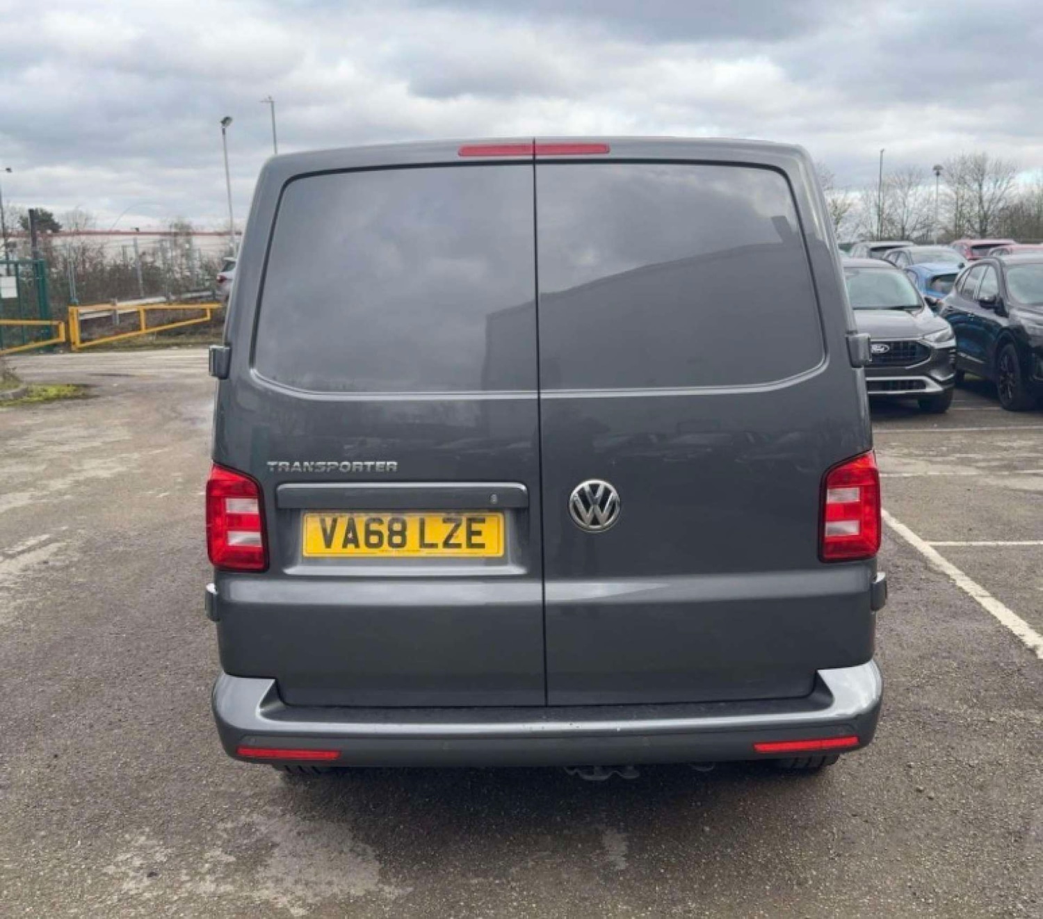 Used Volkswagen Transporter 2019 for sale - 78146014: Photo 3