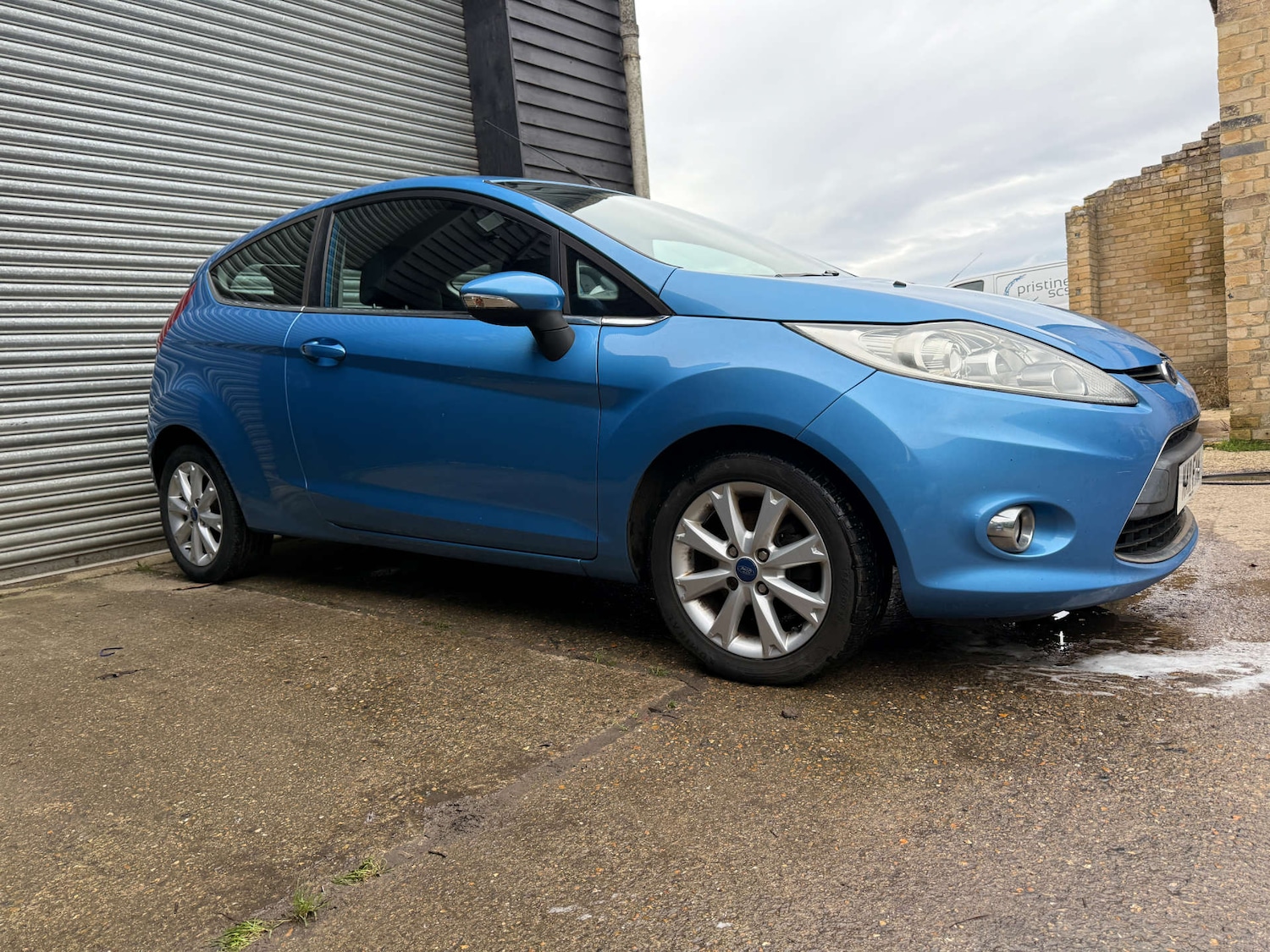 Used Ford Fiesta 2011 for sale - 76465936: Photo 11