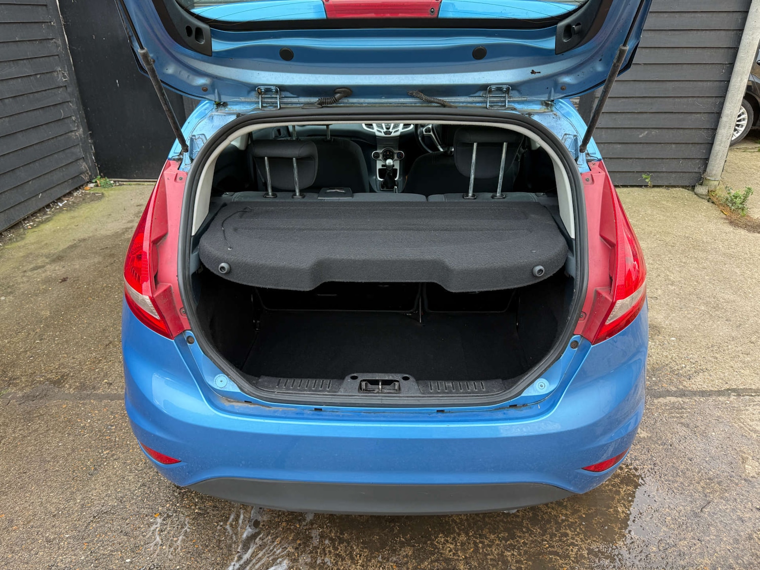 Used Ford Fiesta 2011 for sale - 76465936: Photo 29