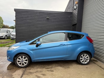 Used Ford Fiesta 2011 for sale - 76465936: Photo