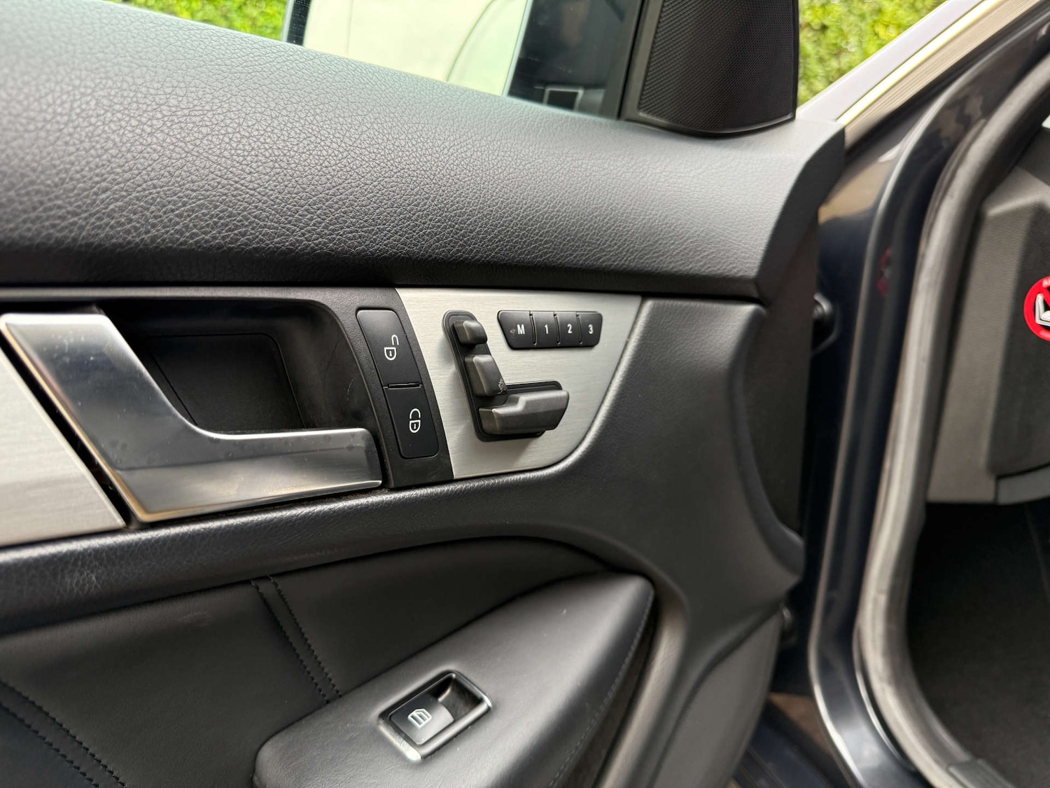 Used Mercedes-Benz C Class 2012 for sale - 76302981: Photo 22