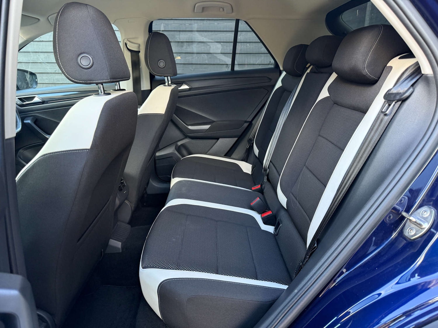 Used Volkswagen T-Roc 2018 for sale - 76302986: Photo 20