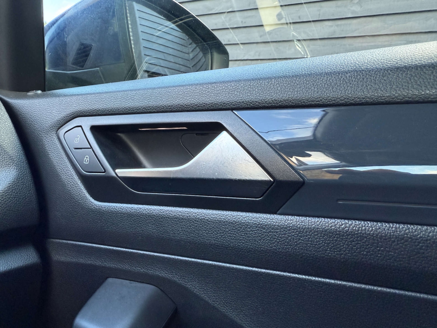 Used Volkswagen T-Roc 2018 for sale - 76302986: Photo 35