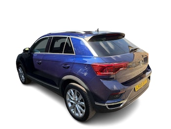 Used Volkswagen T-Roc 2018 for sale - 76302986: Photo