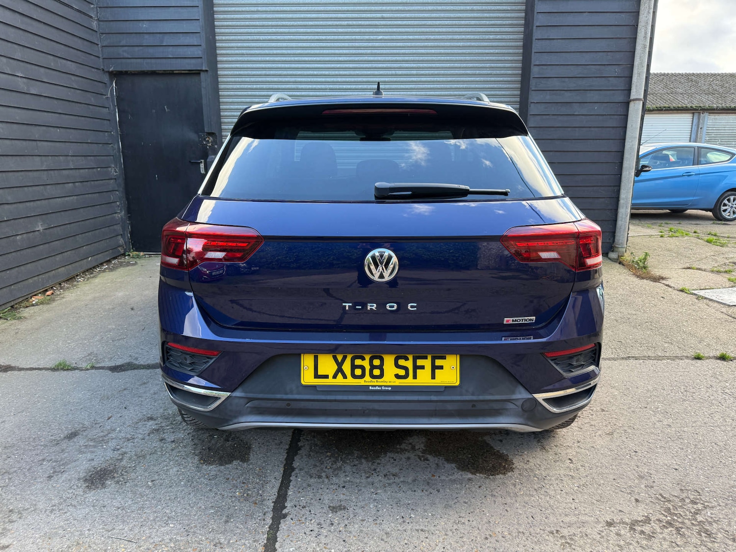 Used Volkswagen T-Roc 2018 for sale - 76302986: Photo 8