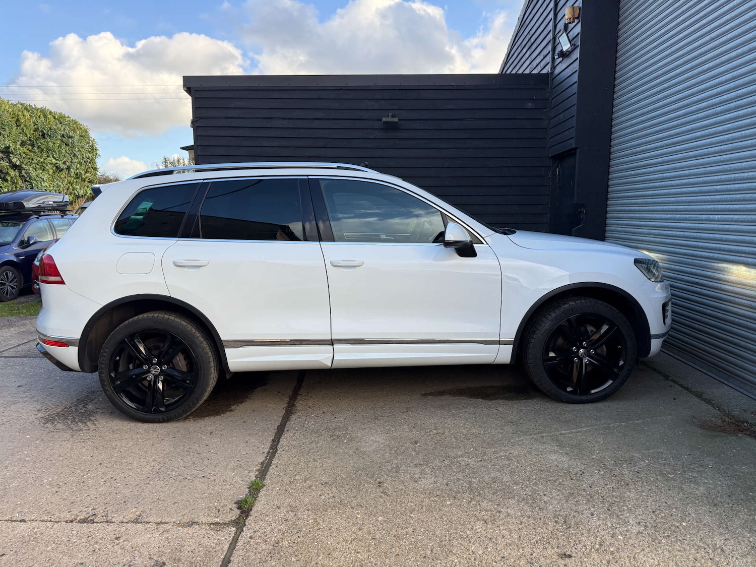 Used Volkswagen Touareg 2017 for sale - 76302977: Photo 10