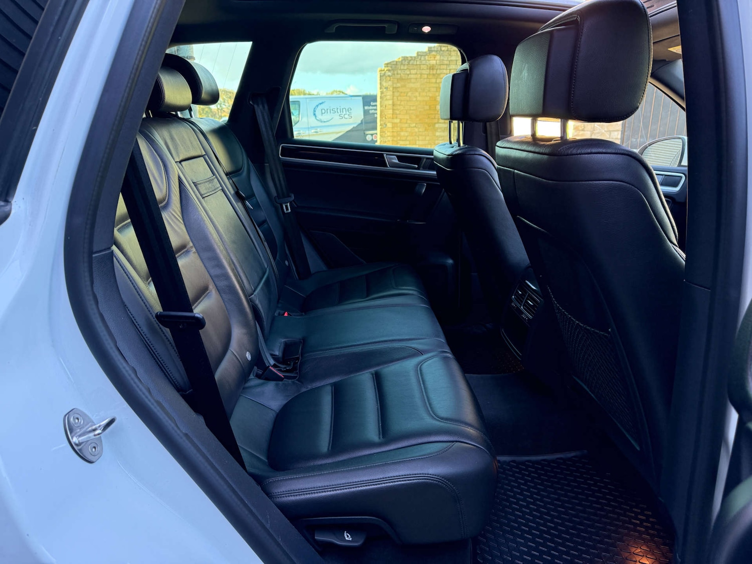 Used Volkswagen Touareg 2017 for sale - 76302977: Photo 18