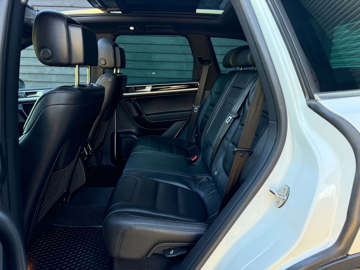 Used Volkswagen Touareg 2017 for sale - 76302977: Photo 20