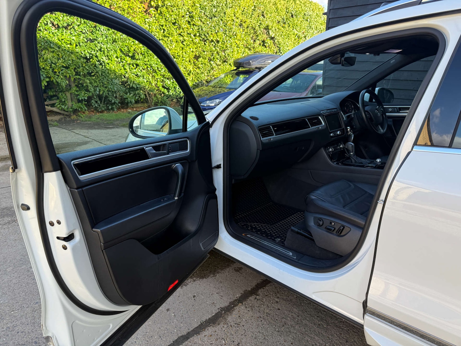 Used Volkswagen Touareg 2017 for sale - 76302977: Photo 21