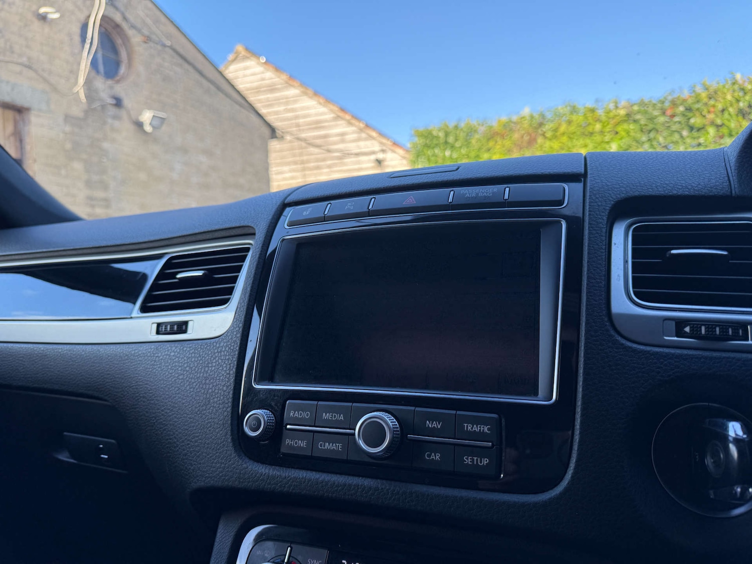 Used Volkswagen Touareg 2017 for sale - 76302977: Photo 24