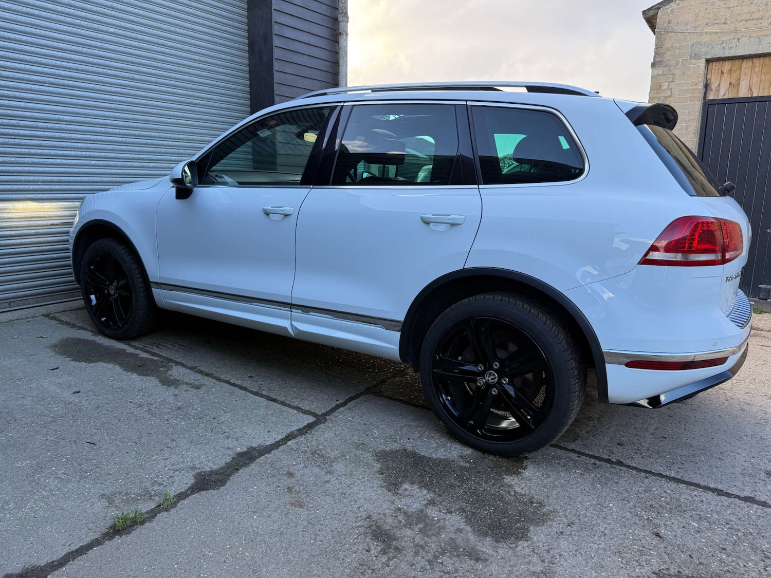 Used Volkswagen Touareg 2017 for sale - 76302977: Photo 5