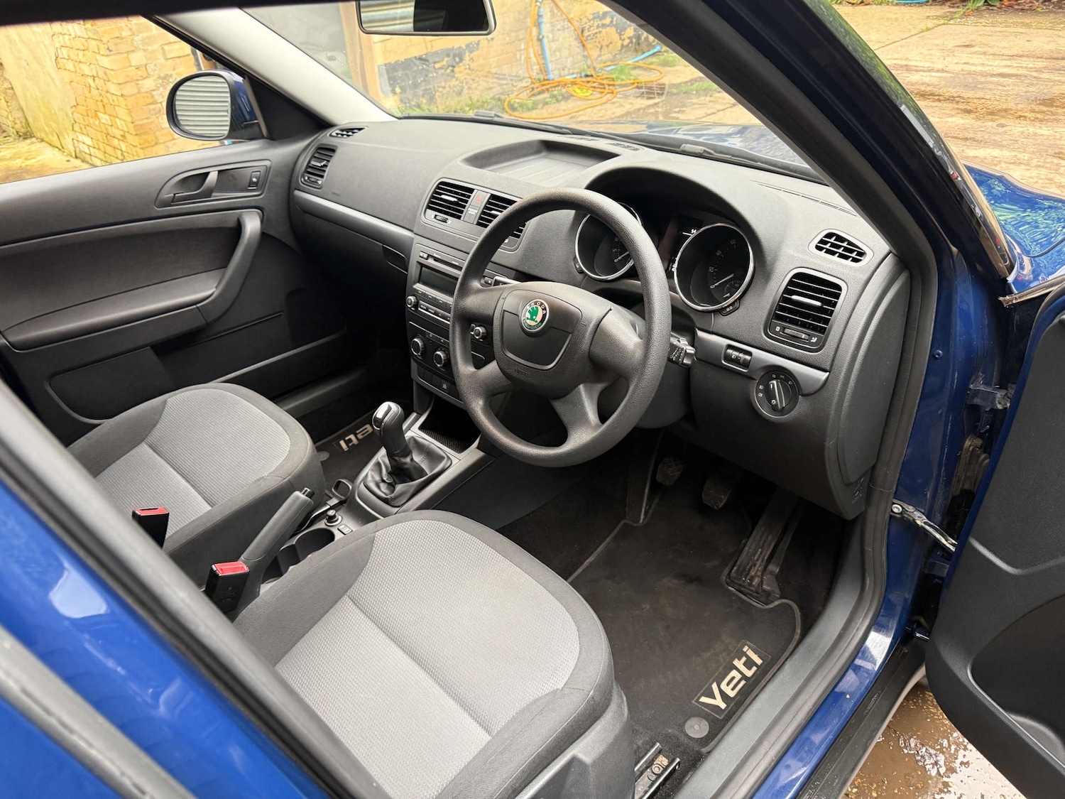 Used Skoda Yeti 2012 for sale - 77025226: Photo 15