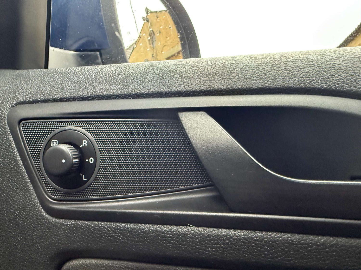 Used Skoda Yeti 2012 for sale - 77025226: Photo 32