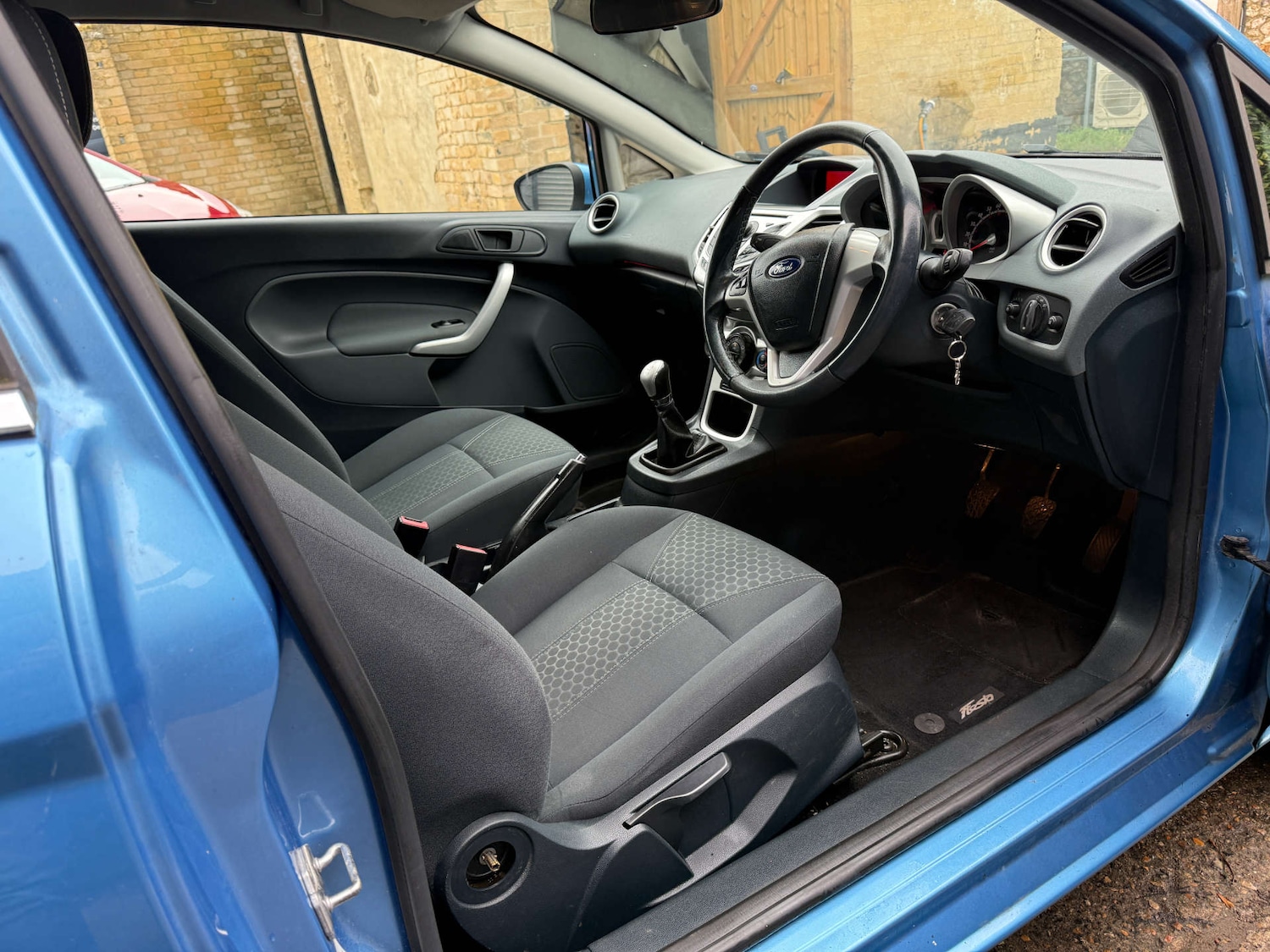 Used Ford Fiesta 2011 for sale - 76640378: Photo 15