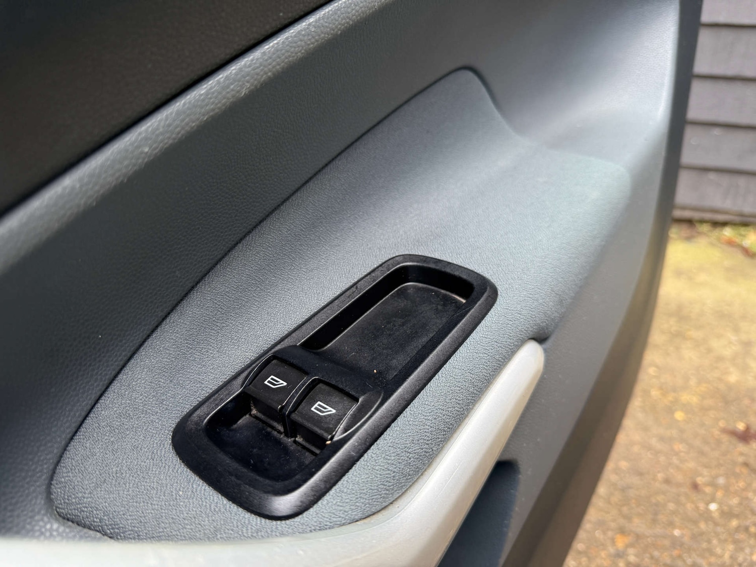 Used Ford Fiesta 2011 for sale - 76640378: Photo 28